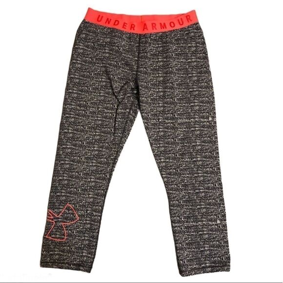 Under Armour graphic print black cropped Capri leggings -M - Picture 1 of 8